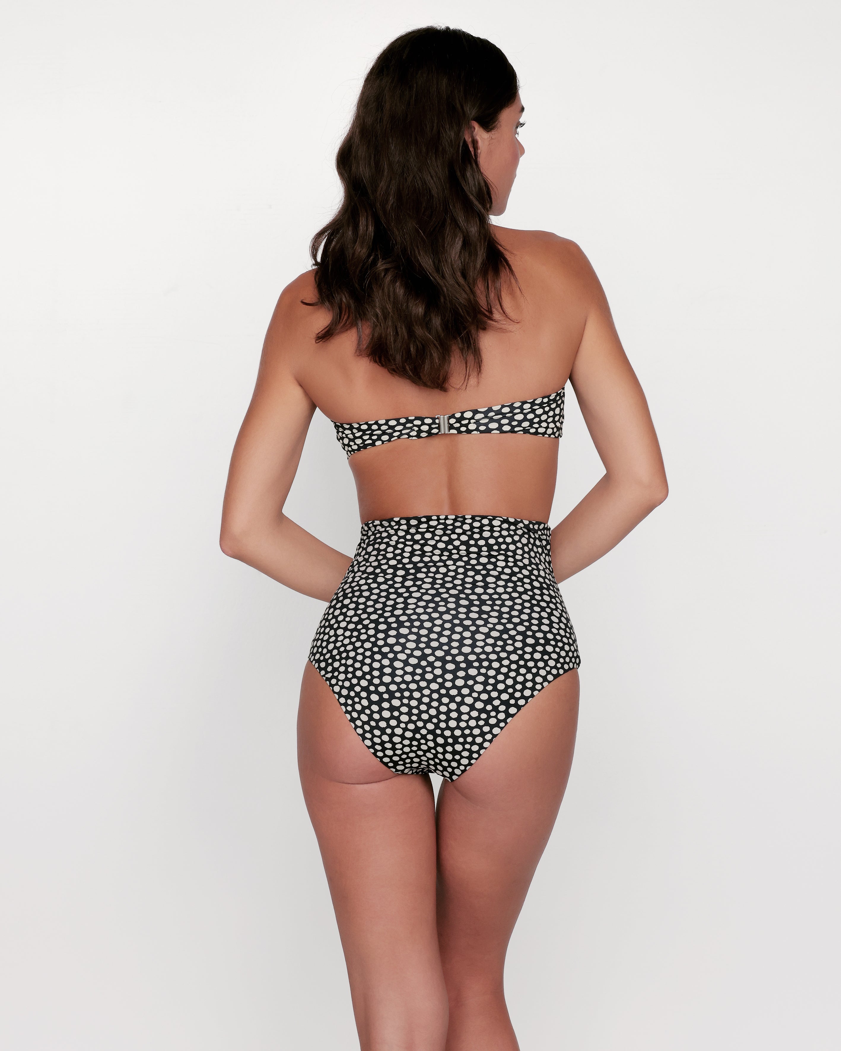Laila - Bikinioberteil im Bandeau-Stil - East Hampton
