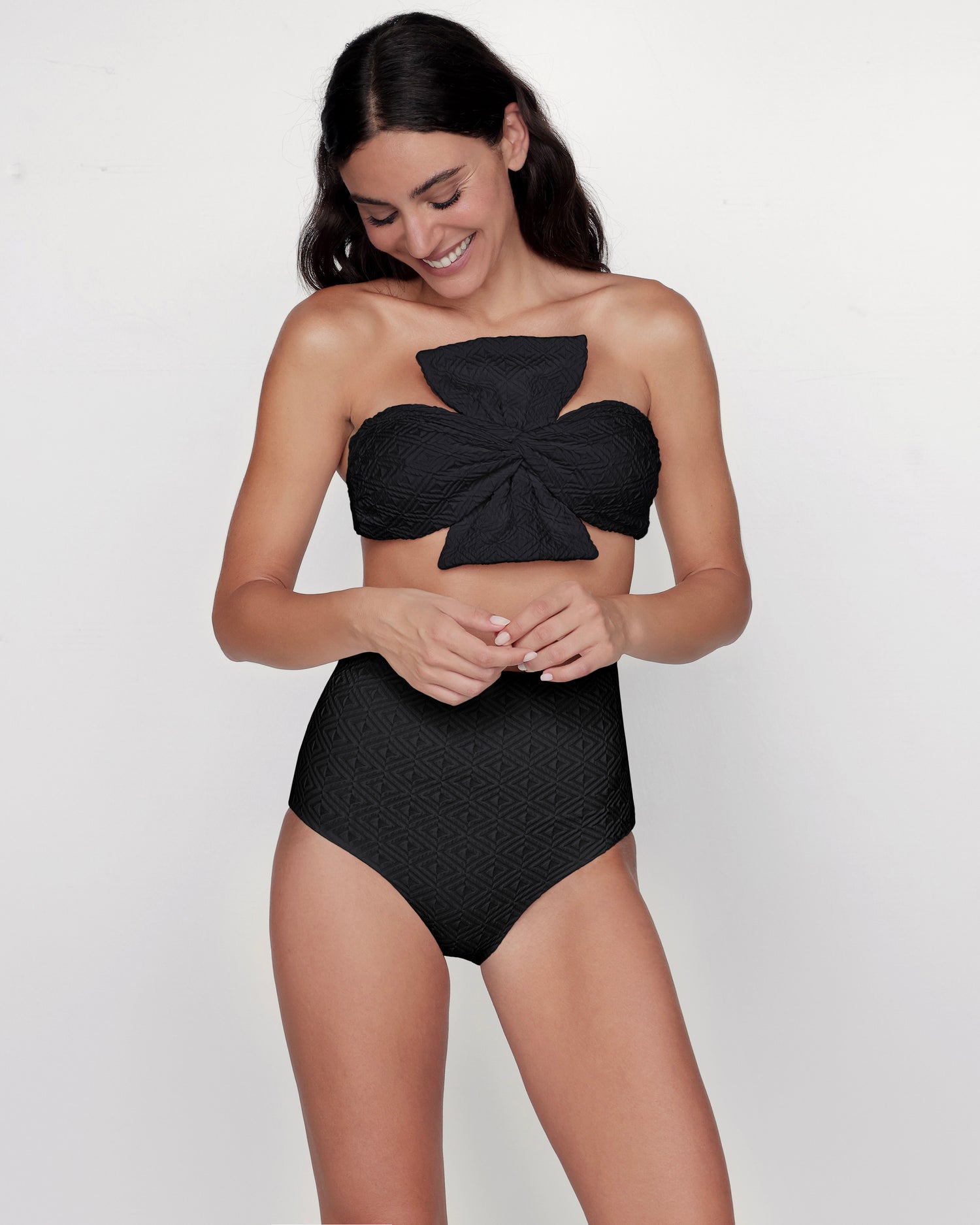 Bikini Luxe Schwarz Alvaraz Saint Barth GirlsMustHave 